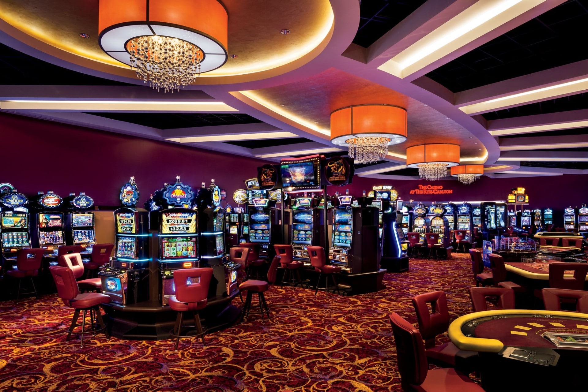 Slot Makinelerinde Duygusal Yolculuk